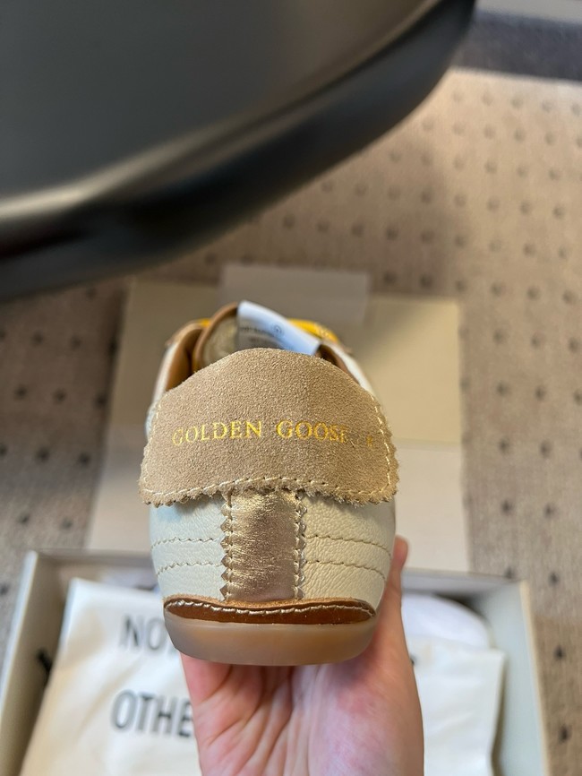 GOLDEN GOOSE DELUXE BRAND flats 66925-6