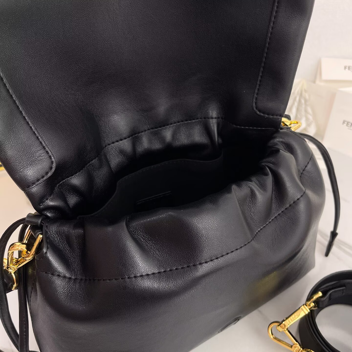 FENDI 2025 Mamma Baguette Original Leather Medium Bag FF8851 Black