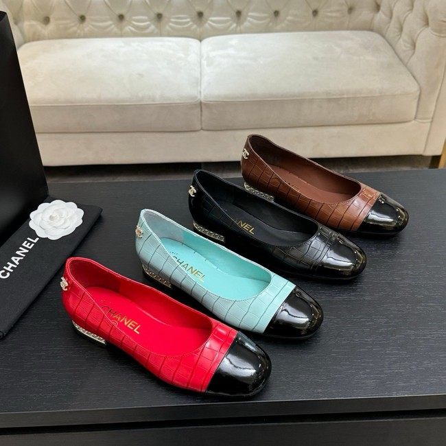 CHANEL Ballet flats 66947-3