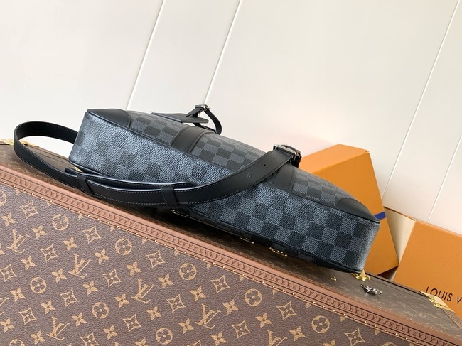 Louis Vuitton Porte-Documents Voyage PM M30926 black