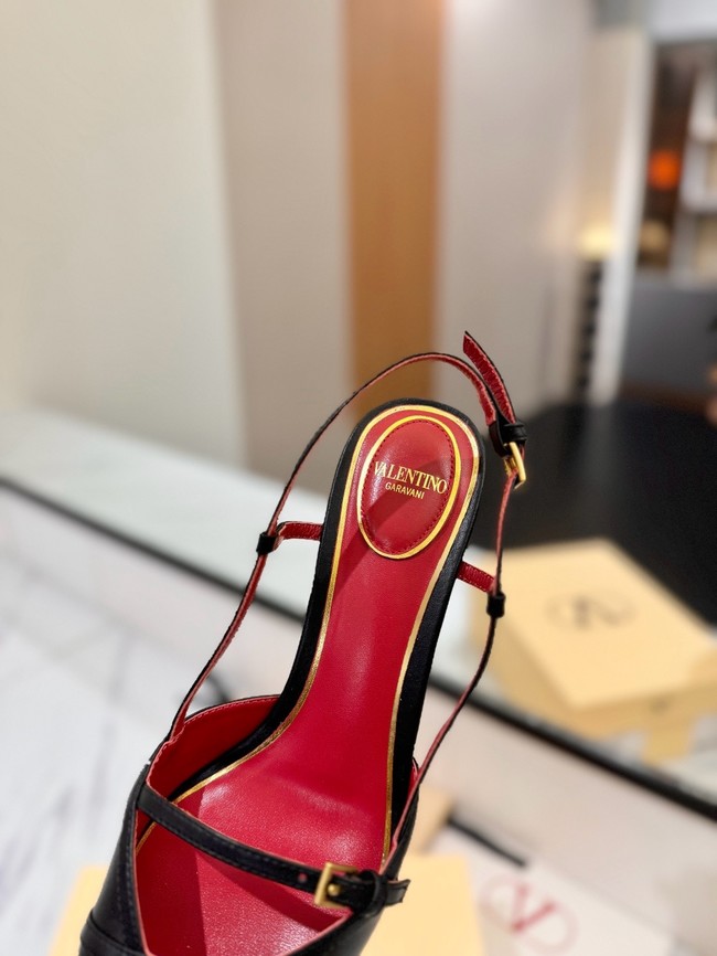 Valentino WOMENS Sandals 66968-3