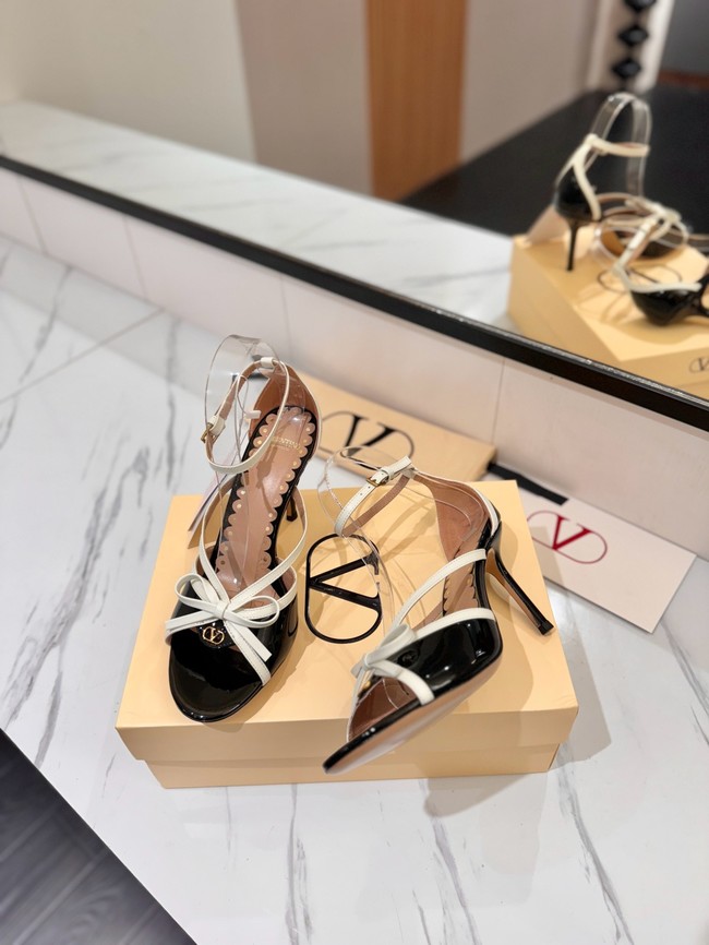 Valentino WOMENS Sandals 66969-3