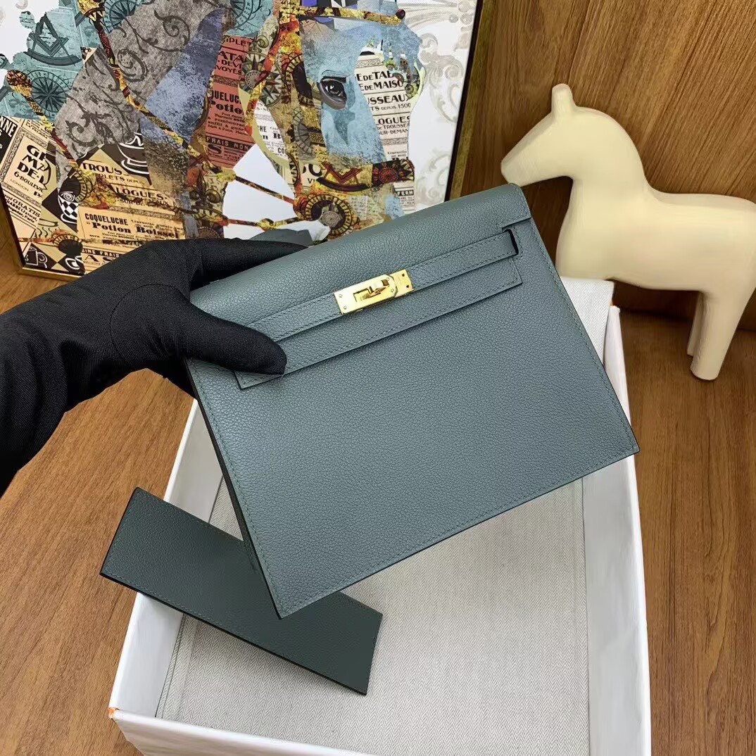 Hermes Kelly Danse Original Evercolor Leather 22CM KL22 Almond Green Gold-Tone