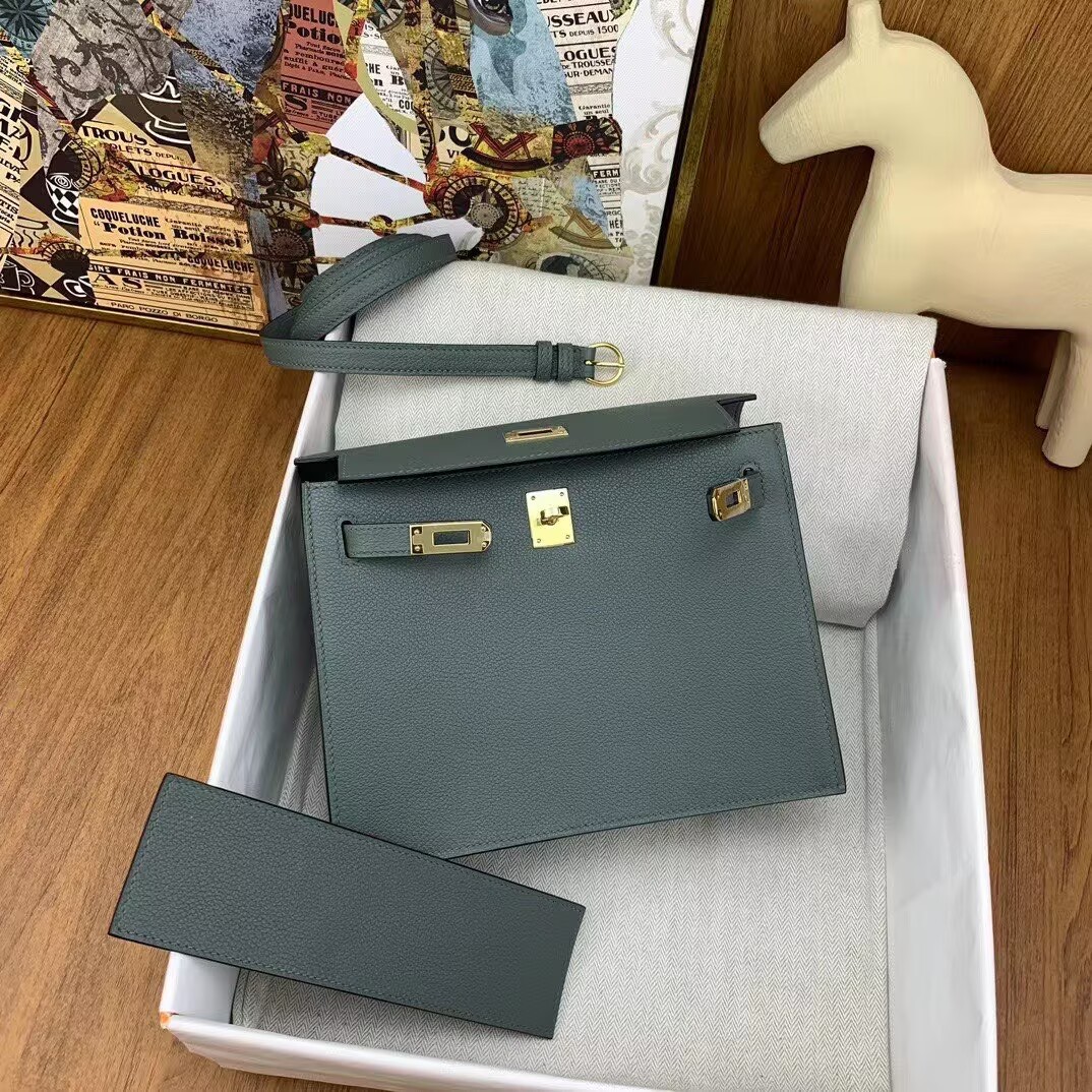 Hermes Kelly Danse Original Evercolor Leather 22CM KL22 Almond Green Gold-Tone
