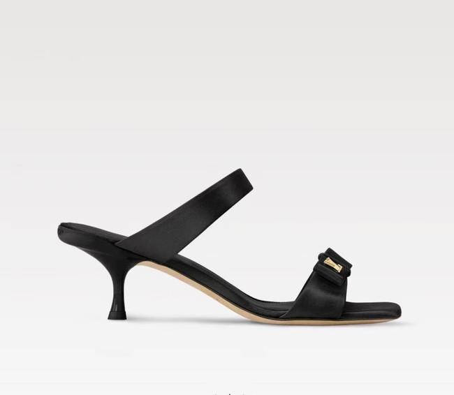 Louis Vuitton Sandals 67004-4