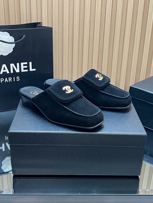 Chanel Mules 67101-1