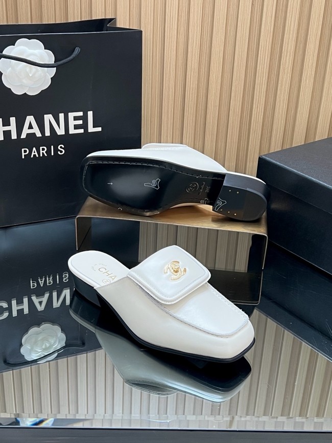 Chanel Mules 67101-4