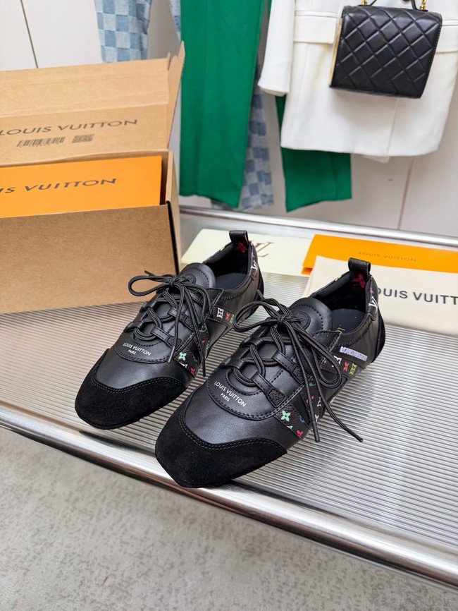 Louis Vuitton Trainer Sneaker 67020-1