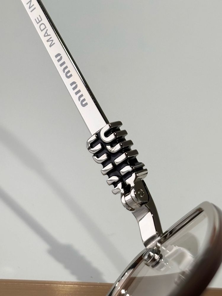 miumiu Sunglasses MMS00041-1