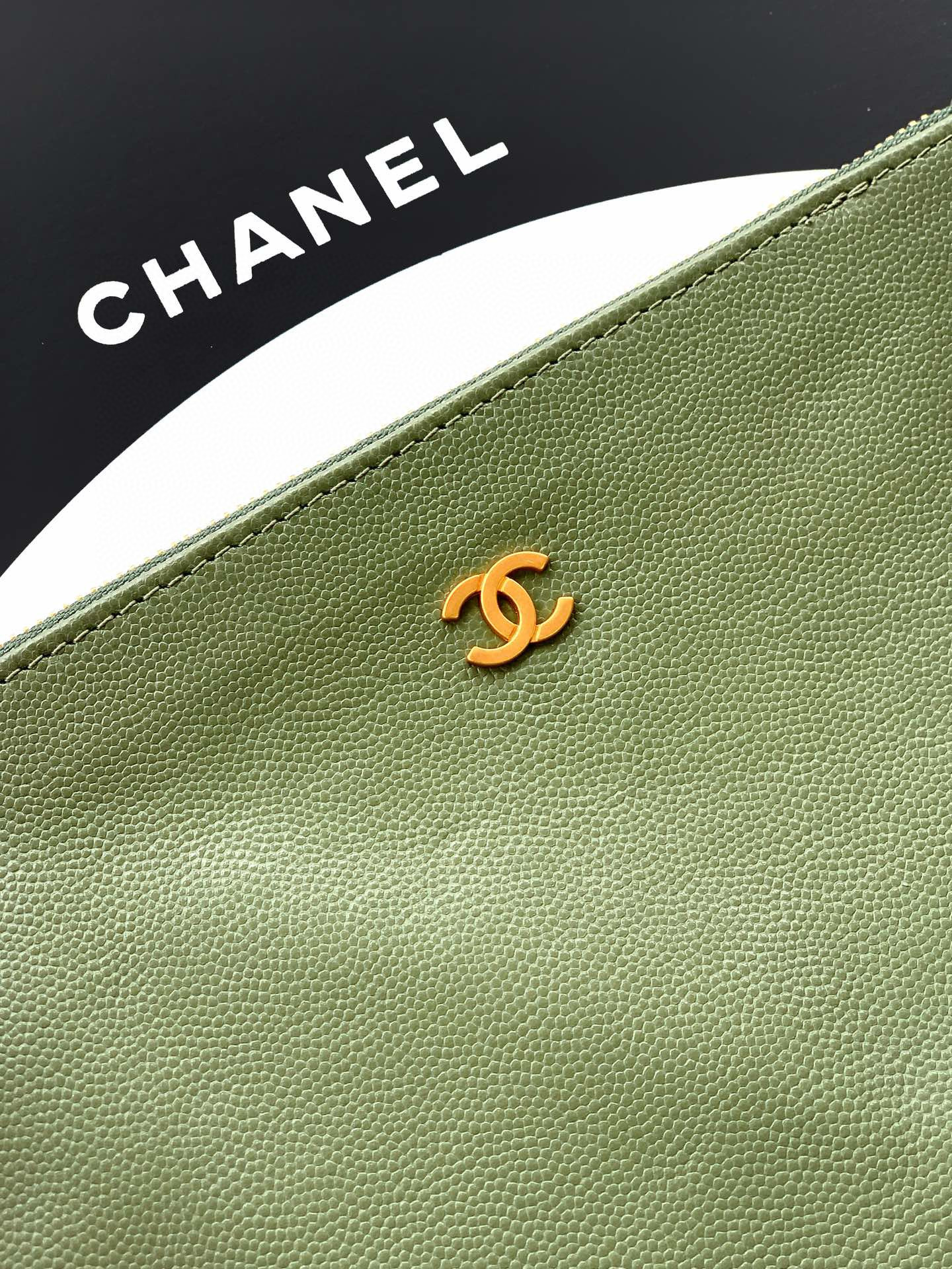 CHANEL 25S Hobo HANDBAG AS5293 red