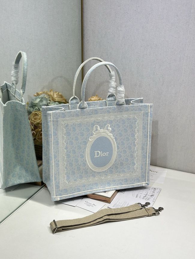 Large Dior Book Tote Book Cover Embroidery TSH295-3