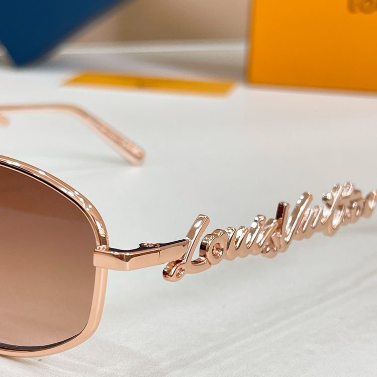 Louis Vuitton Sunglasses LVS00010-1