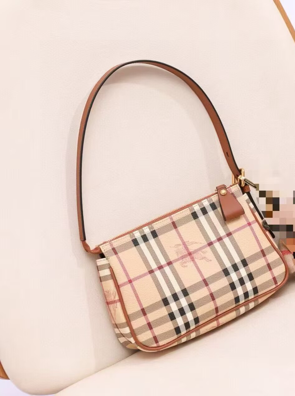 BurBerry Leather Shoulder Bag 80112 Brown BurBerry Leather Shoulder Bag 80112 Brown